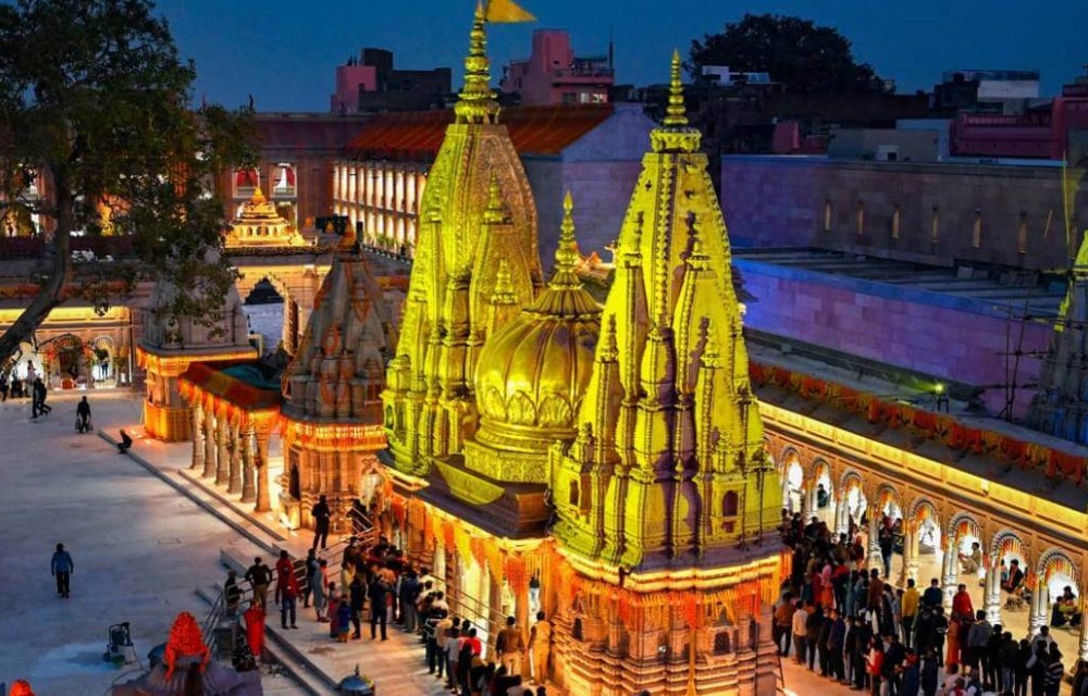 Hotel Somnath Palace At Shri Kashi Vishwanath Temple